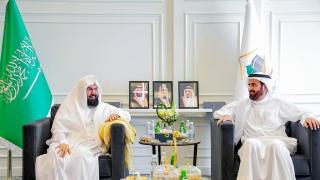 السديس يؤكد على حاجة الأمة الإسلامية لتعزيز الوسطية والاعتدال